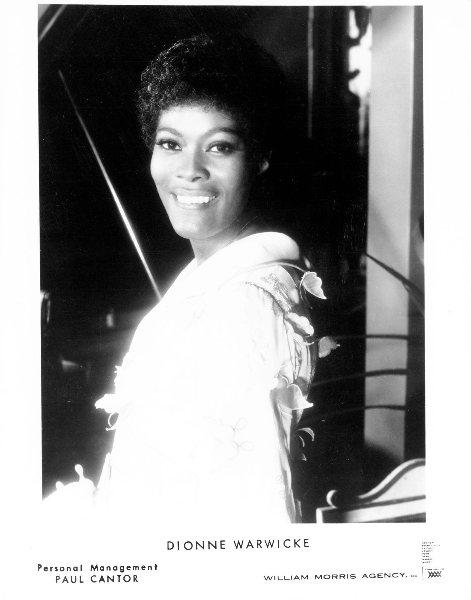 Dionne Warwick photo 1